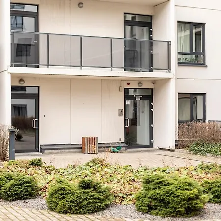 Spacious And Modern With Free Parking Appartement *