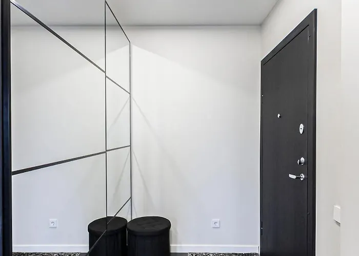 アパート Spacious And Modern With Free Parking *