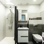 Apartman Spacious And Modern With Free Parking Vilnius