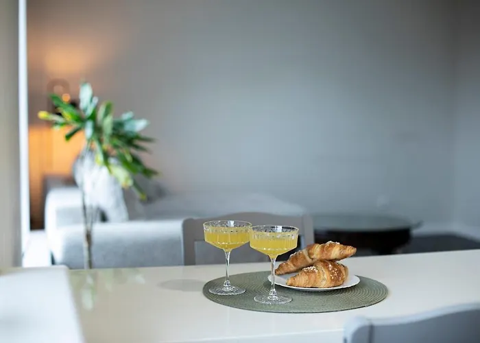 Apartman Spacious And Modern With Free Parking